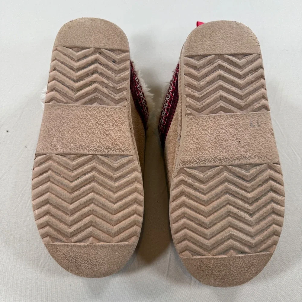Madden Girl Kids Faux Suede Slippers Tan Faux Fur Lined Embroidered Trim Trim‎